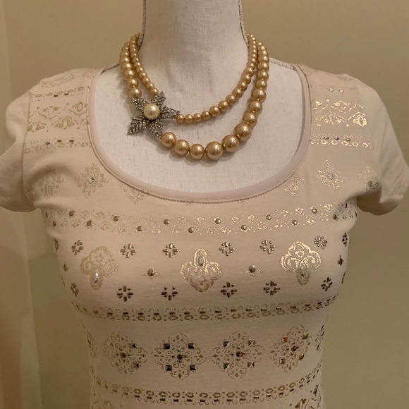 WHBM Cream with Metal Gold Embellishments Top NWT - Picture 2 of 6